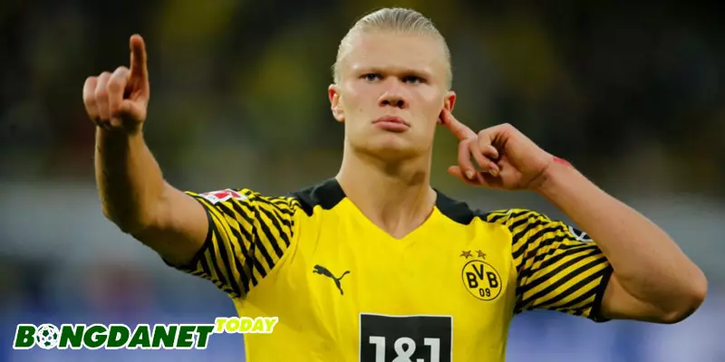 Haaland giúp Dortmund thu về 75 triệu Euro